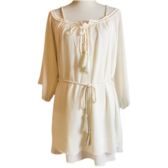 Love Culture Dresses & Skirts - Love Culture Layered Mini Dress Sz S Cold Shoulder Ivory Belted Tassels Coastal